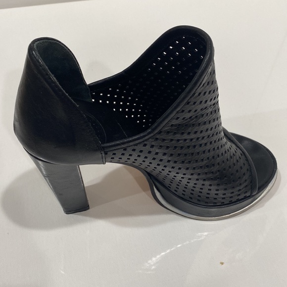 Beau Coops Italy Black Perforated Leather Block Heel Open Toe Bootie Size 37 EUC - Picture 4 of 16